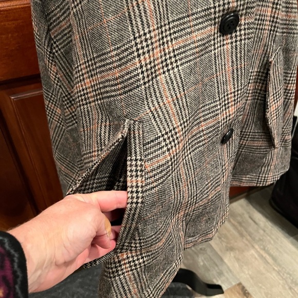 BB Dakota Calhoun Plaid Poncho Cape hoodie & pockets Size Medium Academia - Picture 3 of 11